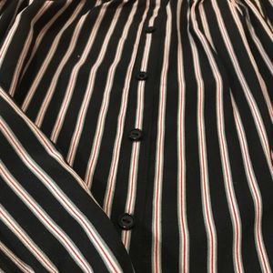 Cold shoulder blouse🌷